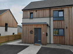 Asgard House - Modern cosy house in the Cairngorms