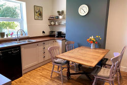 Redfern Cottage: Newly Refurbished Country Cottage