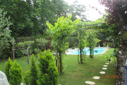 Landaise avec piscine chauffée à 900 M de la plage