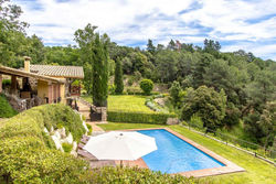 Catalunya Casas: Rustic Villa Buixa with mountain views, 30 km to the beach!