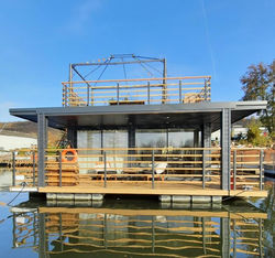 WeStay HOUSE BOAT. Une maison sur l'eau