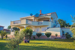Villa NAR