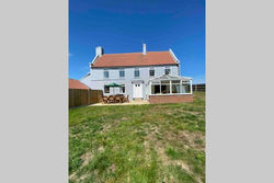 Beautiful newly renovated 5 bedroom farmhouse