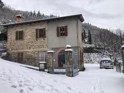 Casa Marina, villetta in Casentino, Arezzo