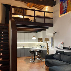 TUSCANY LOFT IN THE CITY