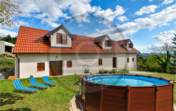 Stunning home in Breznicki Hum with WiFi, Outdoor swimming pool and 4 Bedrooms