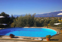 Quiet-Private country house near the sea