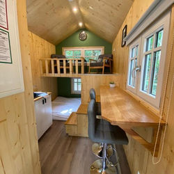 PIER9 -Tiny House Hotel