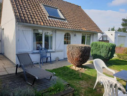 GEZELLIG HUISJE MET AFGESLOTEN TUIN