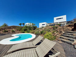 Private villa with pool in Lajares