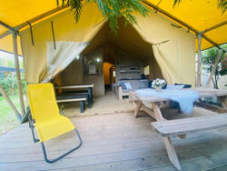 Glamping tent with private bath- Tuscany next to sea!