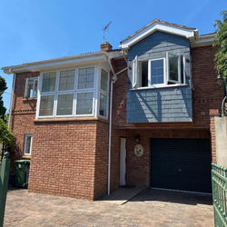 Detached house in the heart of a seaside town