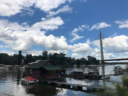 Nature and atractive house boat