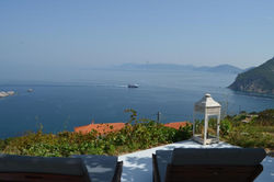 Villa Elea,suberb seaview,nearby beach and town.