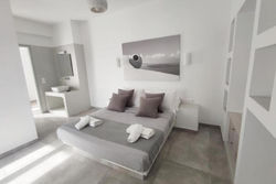 Santorini South Beach rooms