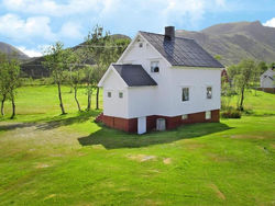 Holiday home Bøstad