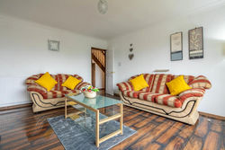 Contractor, Family and Pet Friendly Bargain, 4 Bed Detached House, Nelson, Lancs Sleeps 1 to 8 Guests