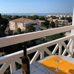 studio mezzanine vue mer terrasse et parking