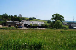 Lower Curscombe Barn - Beautiful 400-year-old threshing barn. Pet-friendly.