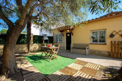 CASITA con jardin, BBQ, wifi, Centro y PLAYA