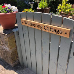 Wuthering Cottage - Central, Stylish, Cosy, Comfy