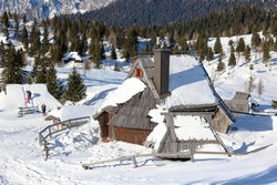 CHALET KOČNA - I FEEL ALPS