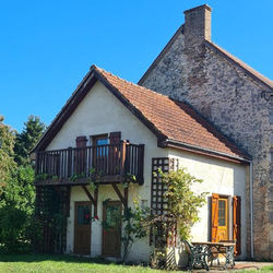 A pretty one bedroomed gite in rural Berry Province