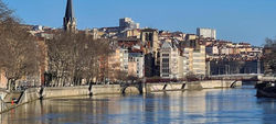 LE LONG DU QUAI DE SAONE