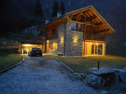 Chalet Walser nella roccia Monterosa Alagna