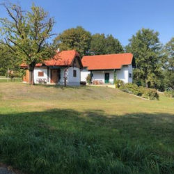 Kellerstöckl Postrumer Weinberg 49