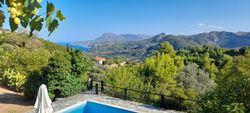 Private villa for 8 guests with pool & great view
