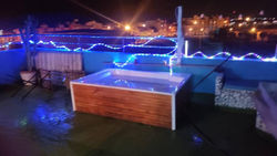 Ático Arinaga con vistas , jacuzzi , terraza y barbacoa