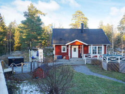 Holiday home ÅKERSBERGA V