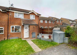 2 Bed House, Yateley