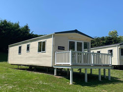 Luxury 2 Bedroom Caravan LG13, Shanklin, Isle of Wight