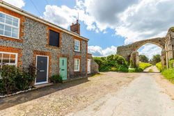 Abbey Farm Cottages - Norfolk Holiday Properties