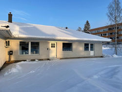 Just 5 minutes to H2green steel site 3BR apartment w/6 beds