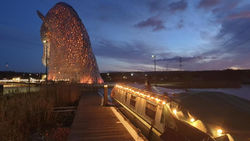 NEW 2022! Fixed stay characterful narrowboat at the Kelpies, Marigold Sunset