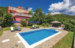 Holiday home Veprinac Zagrad