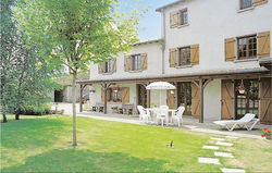 Holiday Home Louzy Rue Des Grand Ormeaux